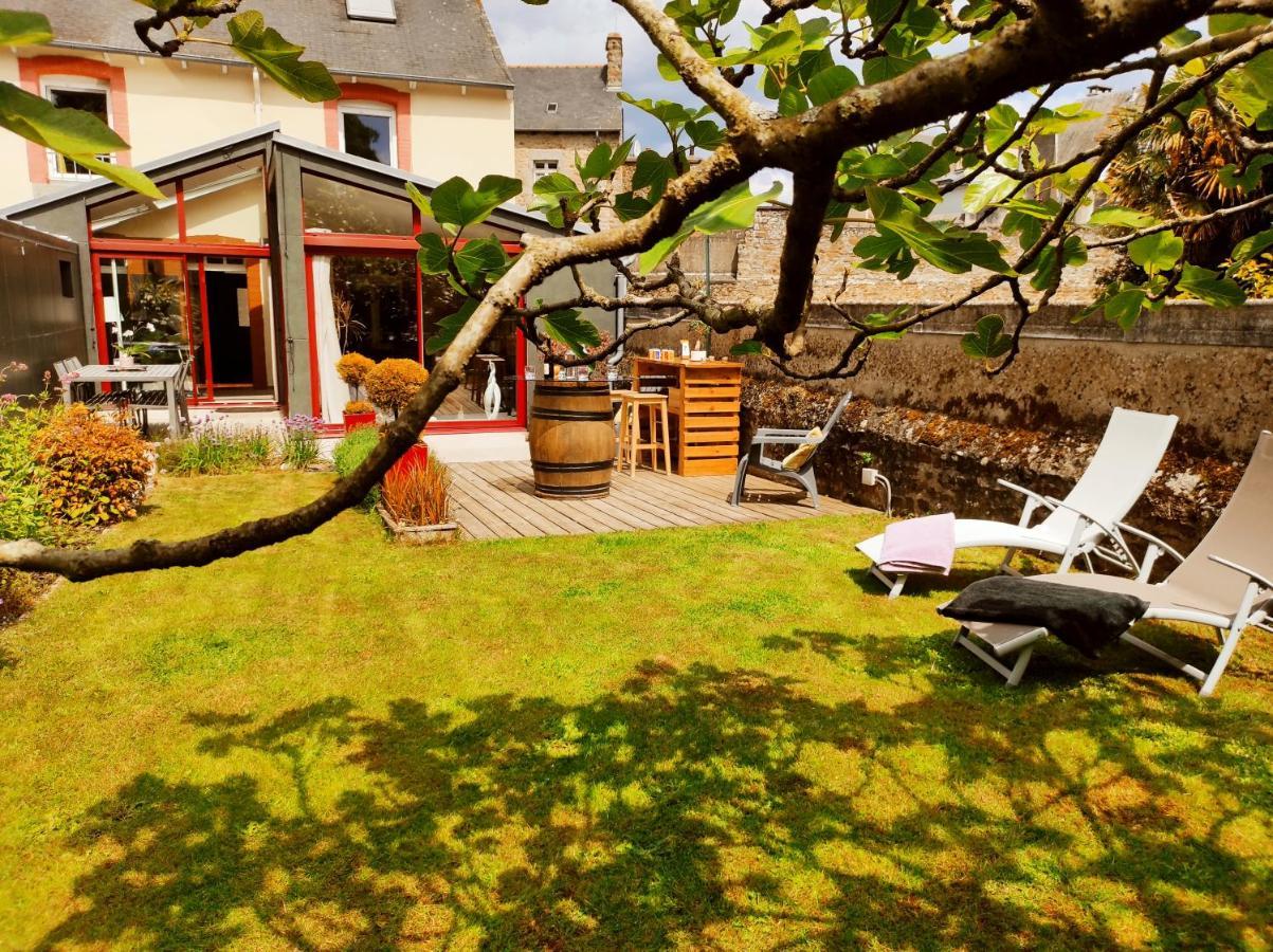 Bed and Breakfast Aux Trois Palmiers Saint-Brieuc Exterior foto